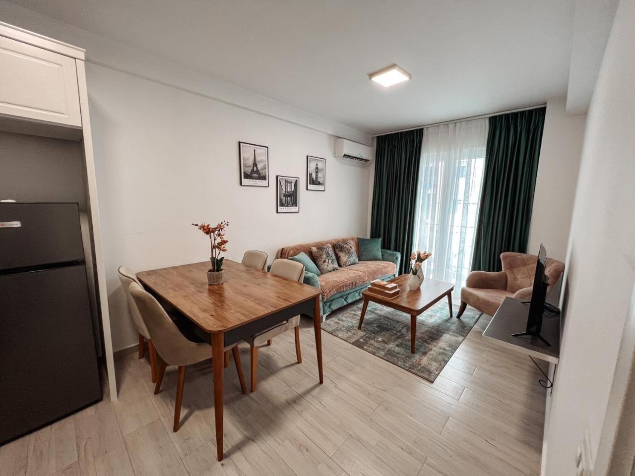 Lovely Apartment Tirana Kültér fotó